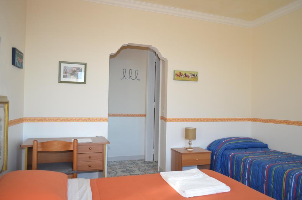 Le Ginestre Di Capri Bb & Holiday House 아나카프리 외부 사진