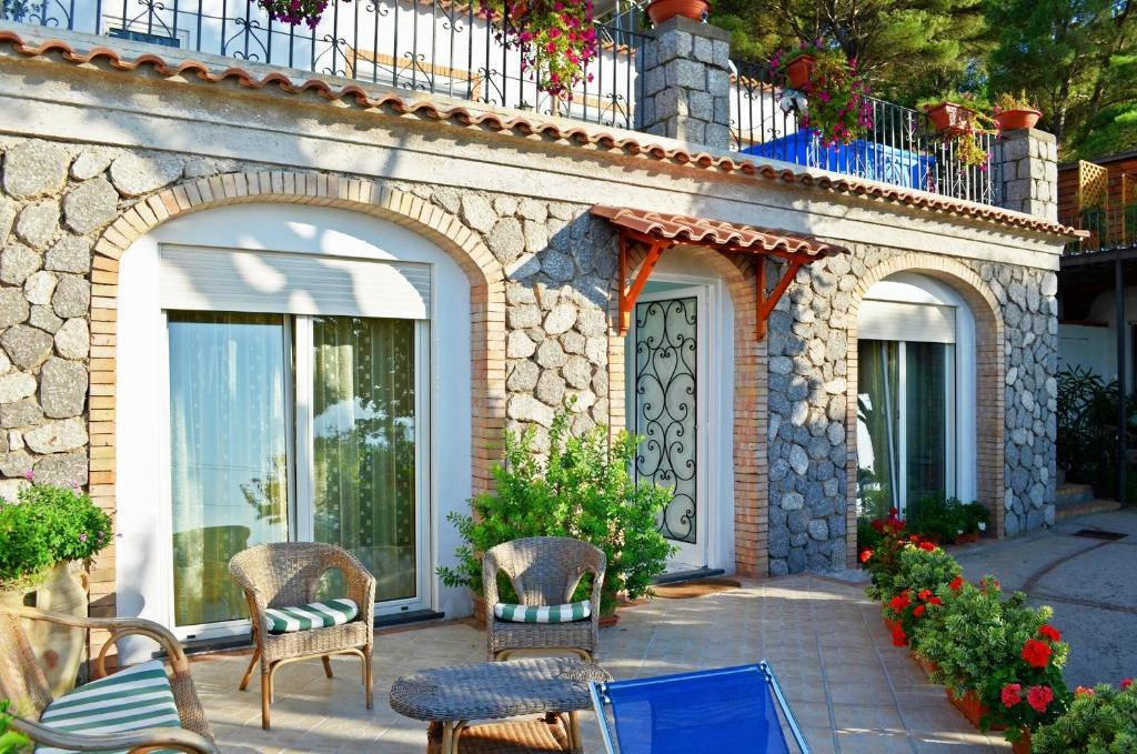 Le Ginestre Di Capri Bb & Holiday House 아나카프리 객실 사진