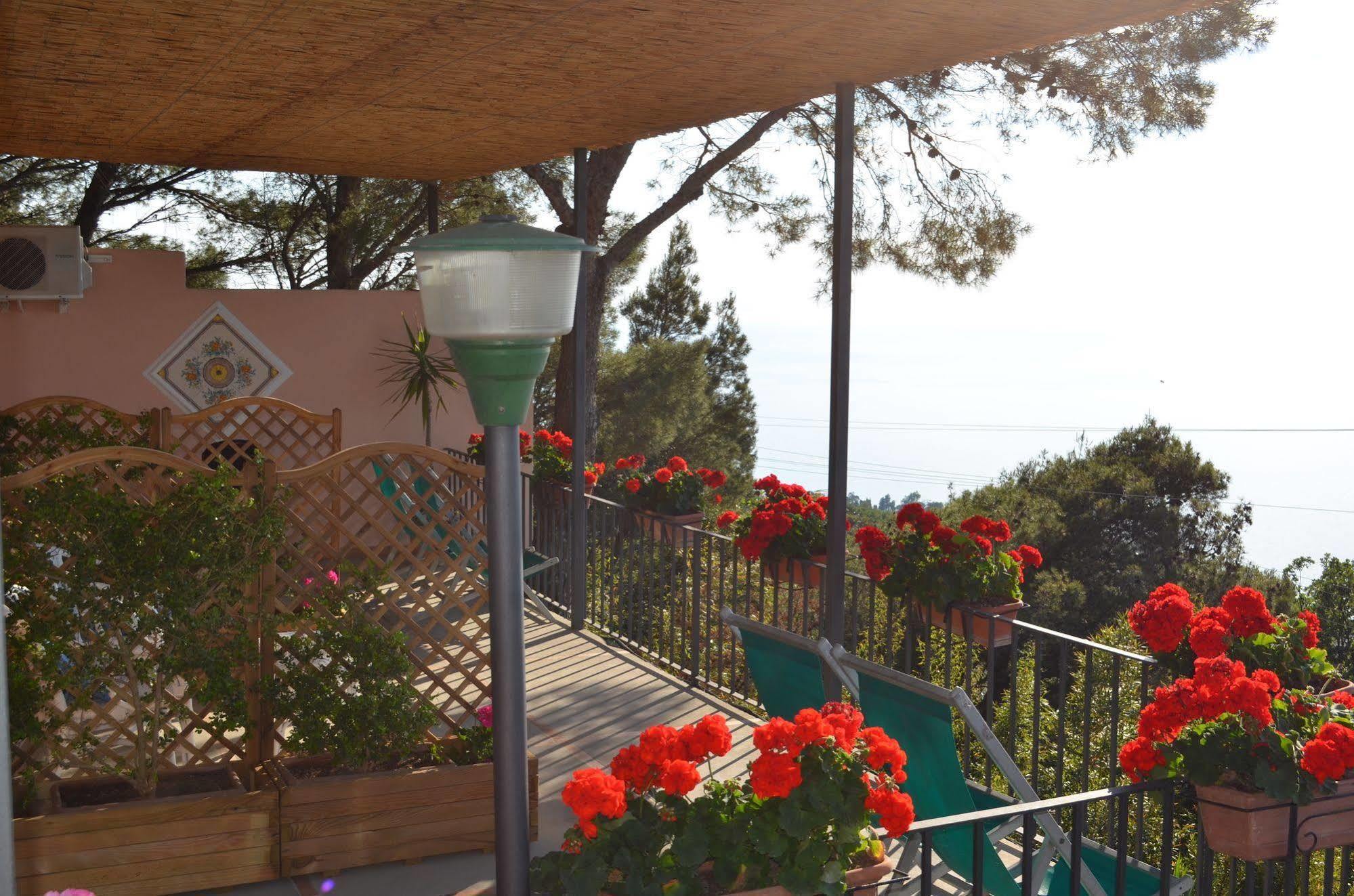 Le Ginestre Di Capri Bb & Holiday House 아나카프리 외부 사진