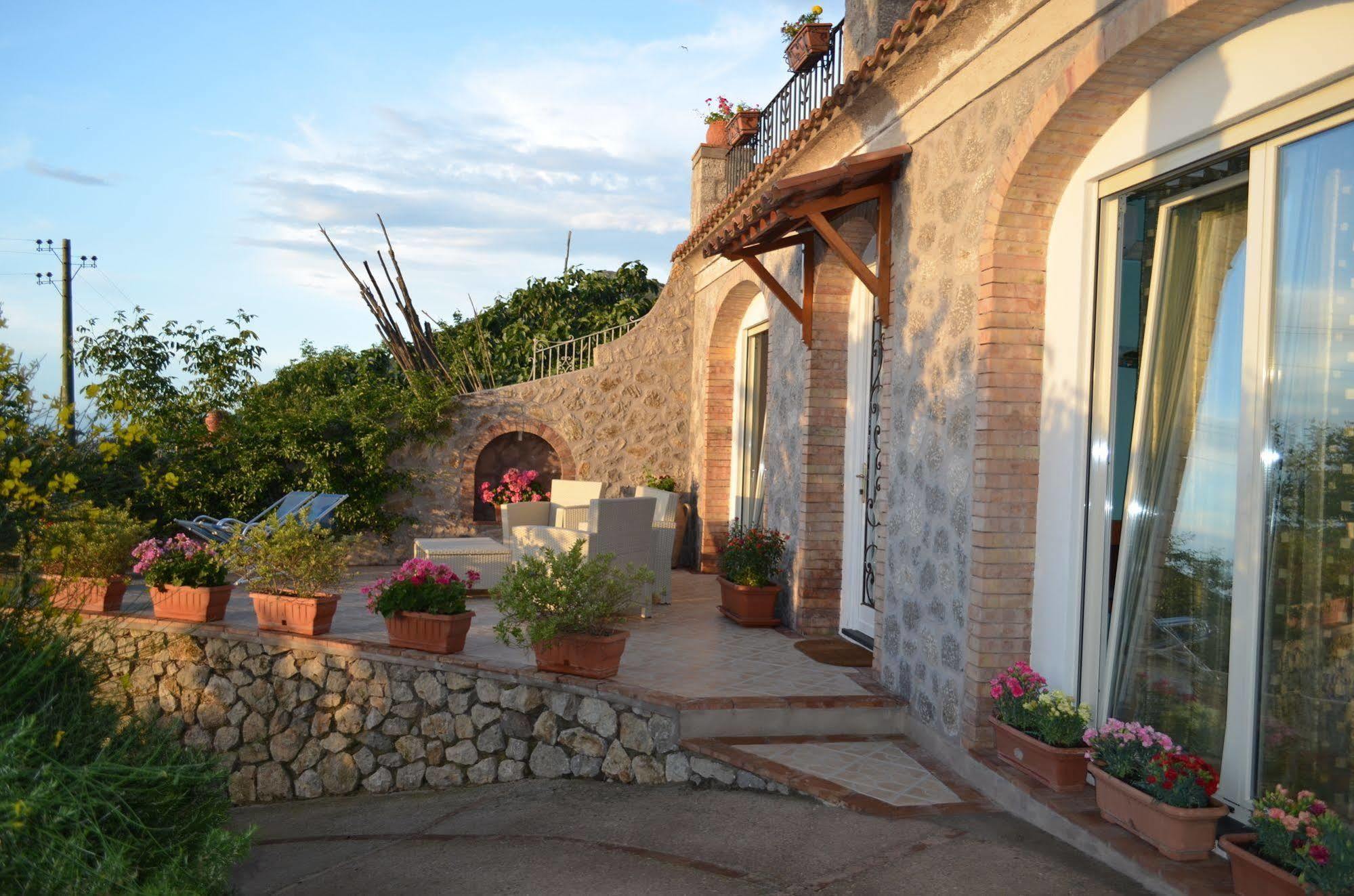 Le Ginestre Di Capri Bb & Holiday House 아나카프리 외부 사진
